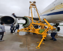 發動機進氣道專用三角吊車